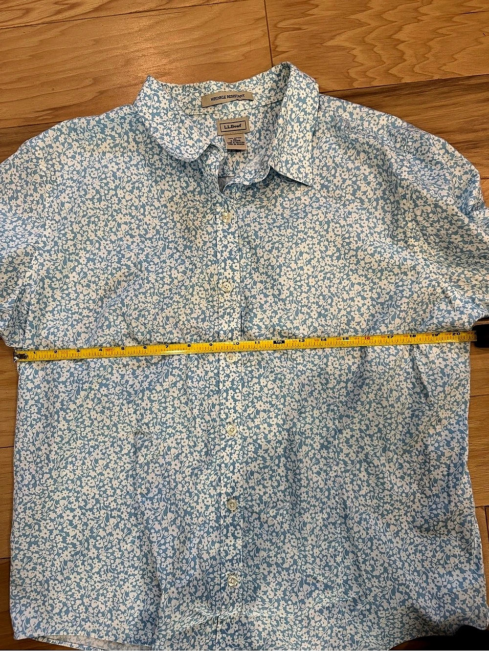L.L.Bean Floral Cotton Button Down Shirt Blue & White XL Like New - Picture 4 of 5
